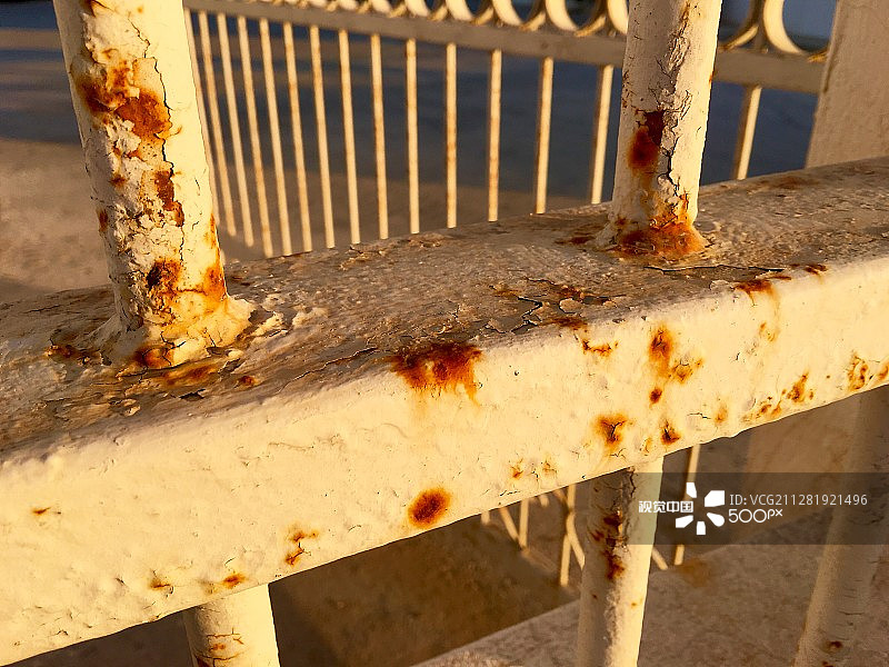 烤架上的铁锈图片素材