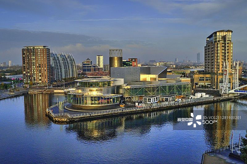 英国索尔福德码头图片素材