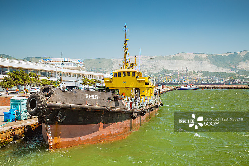 大型拖船泊位图片素材