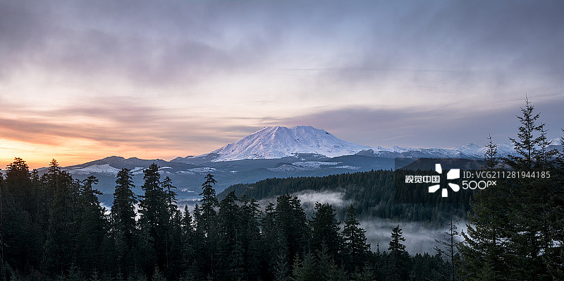 圣海伦斯山图片素材