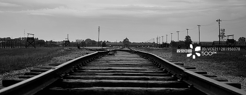 波兰比克瑙内的铁轨图片素材