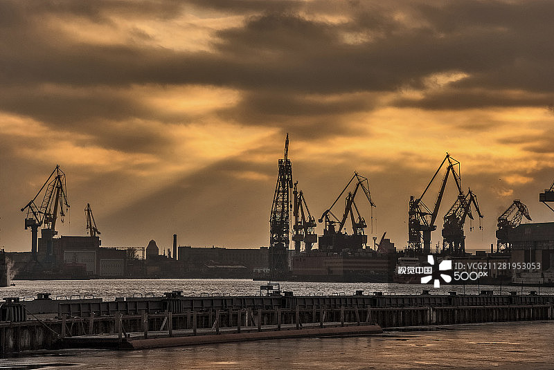 涅瓦河畔的大涅瓦河日落图片素材