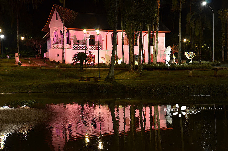 美丽的茹安维尔图片素材