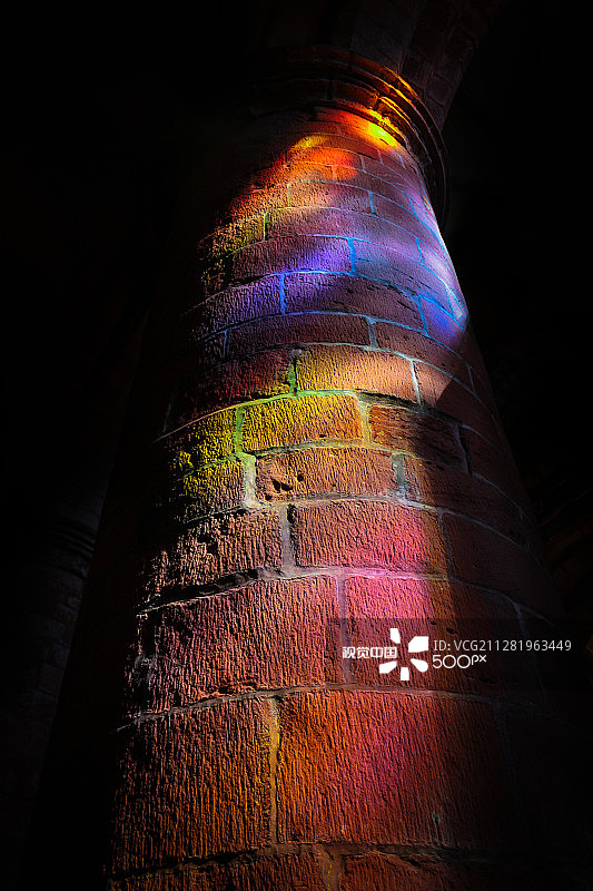 追逐光芒图片素材