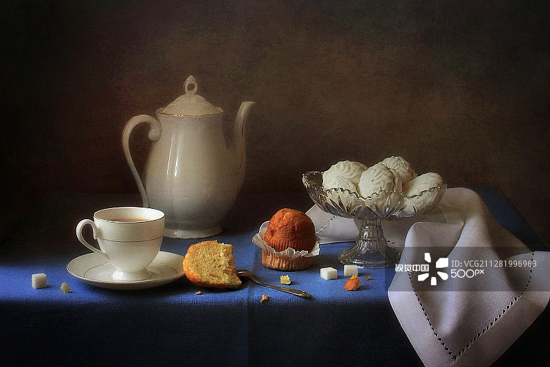 纸杯蛋糕和棉花糖静物图片素材