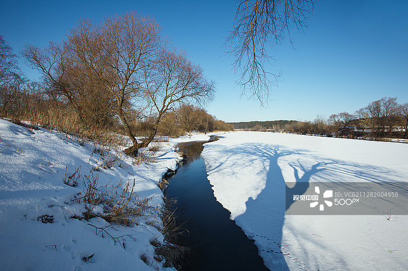 二月河流图片素材