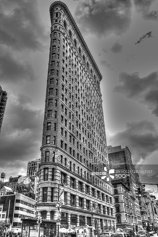 纽约第五大道著名的熨斗大厦图片素材