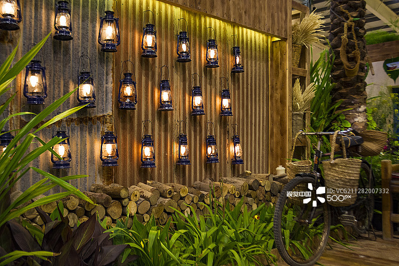 生活本简单，奈何庸人自扰之图片素材