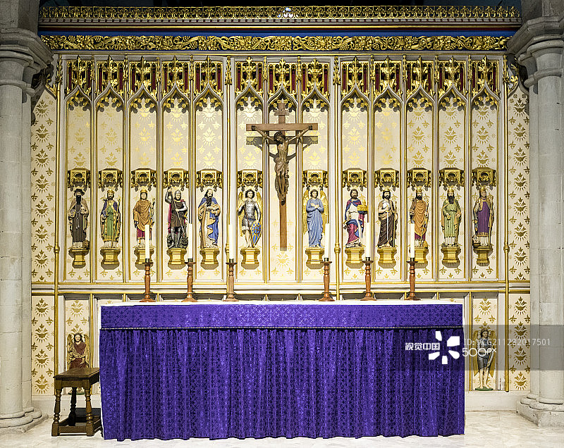 圣彼得教堂的祭坛图片素材
