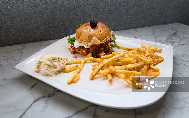 炸薯条鸡肉汉堡图片素材