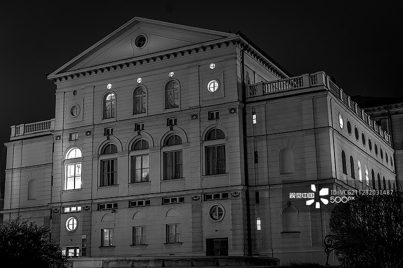 瓦拉日丁黑白剧院图片素材