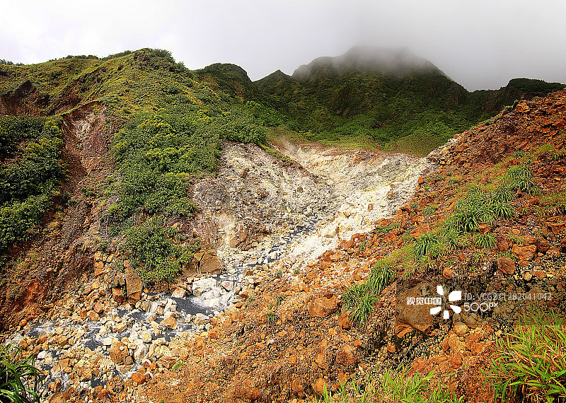 荒凉的山谷图片素材