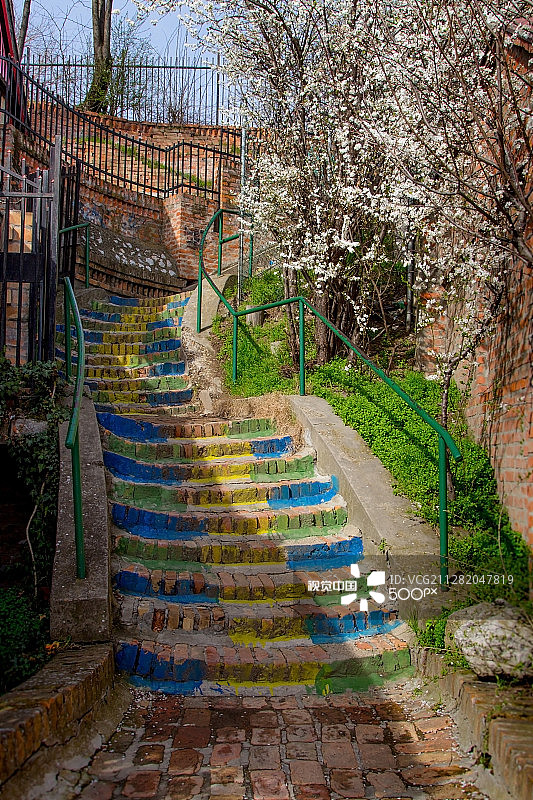 快乐的楼梯图片素材