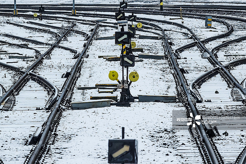 列队掉头图片素材