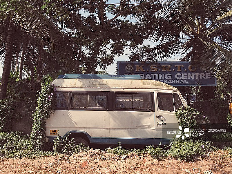 印度老式厢型车图片素材