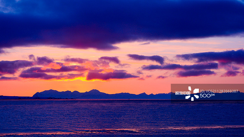 冰峡湾北极日落图片素材