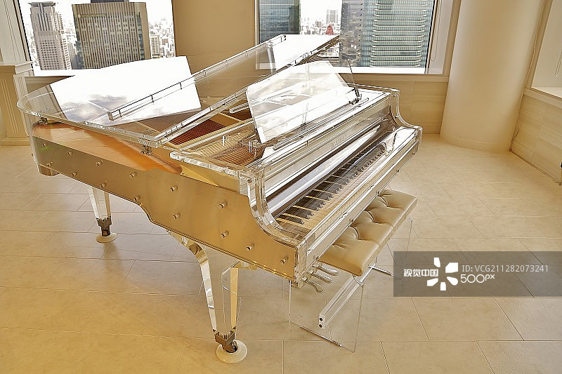 水晶钢琴图片素材