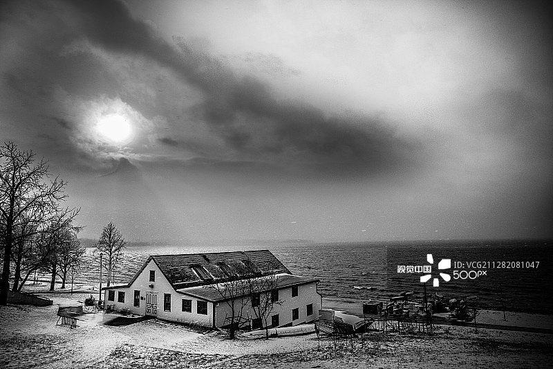 最后的降雪？图片素材