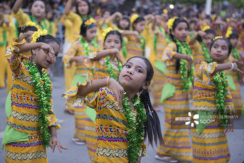 亚洲缅甸曼德勒泼水节图片素材
