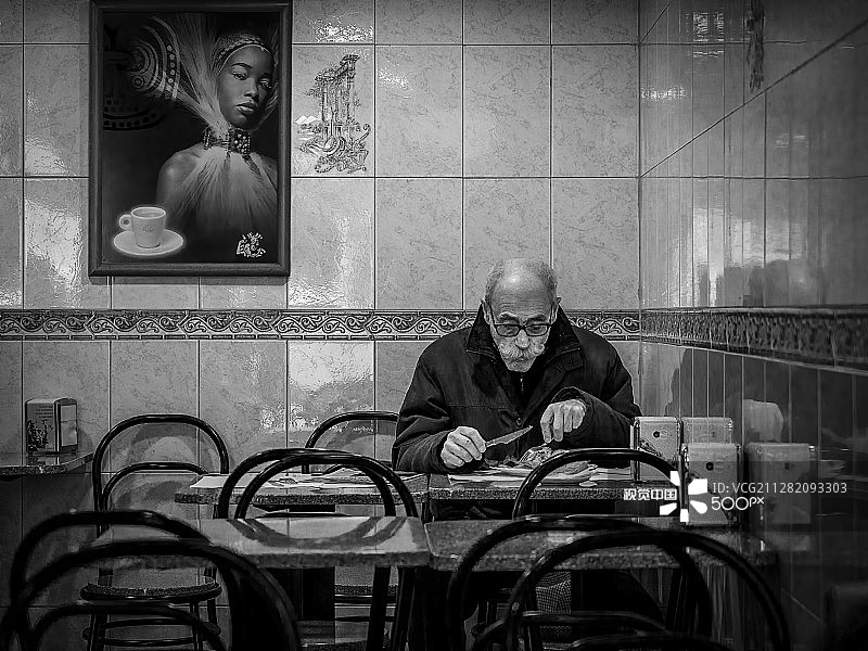 你正在被监视图片素材