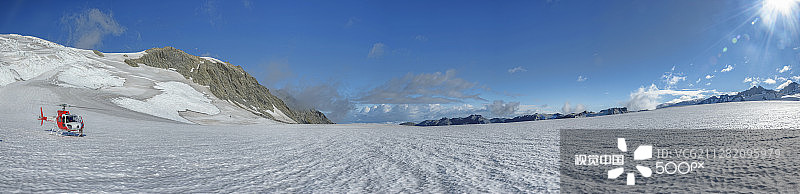 福克斯冰川上的直升机图片素材