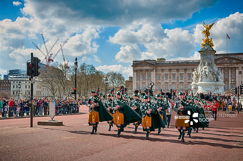 卫兵行进图片素材