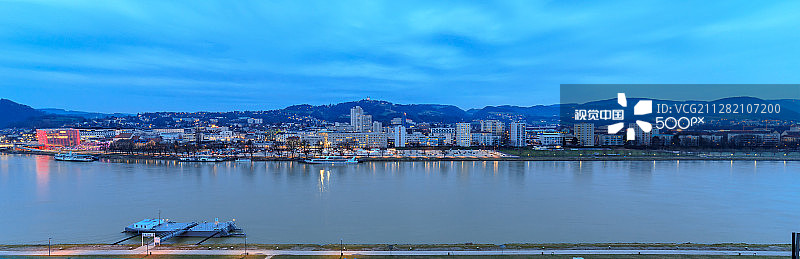 林茨多瑙河的蓝色早晨图片素材