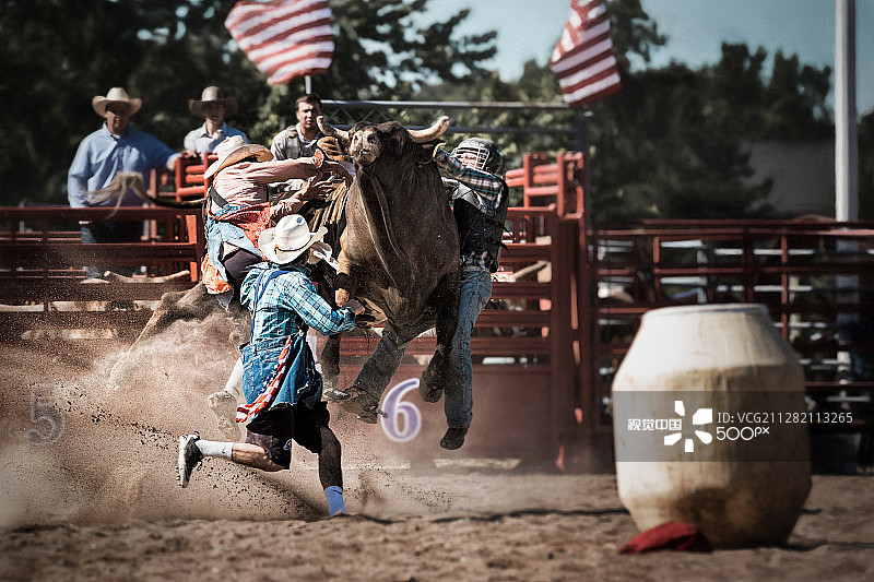 危险瞬间图片素材