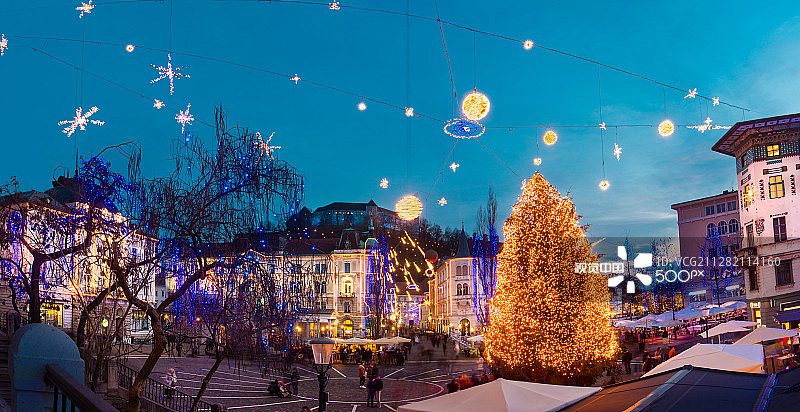 斯洛文尼亚卢布尔雅那的普雷舍伦广场图片素材