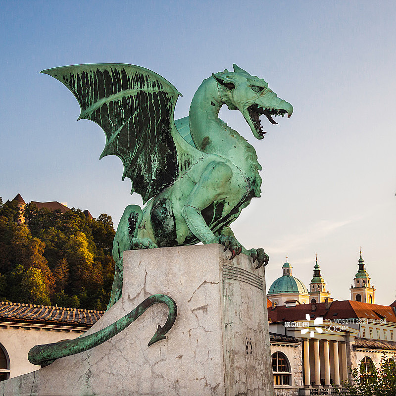 卢布尔雅那的龙桥，斯洛文尼亚，欧洲图片素材