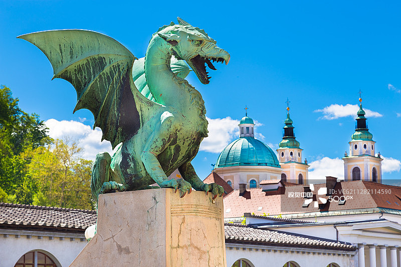 欧洲斯洛文尼亚卢布尔雅那龙桥图片素材