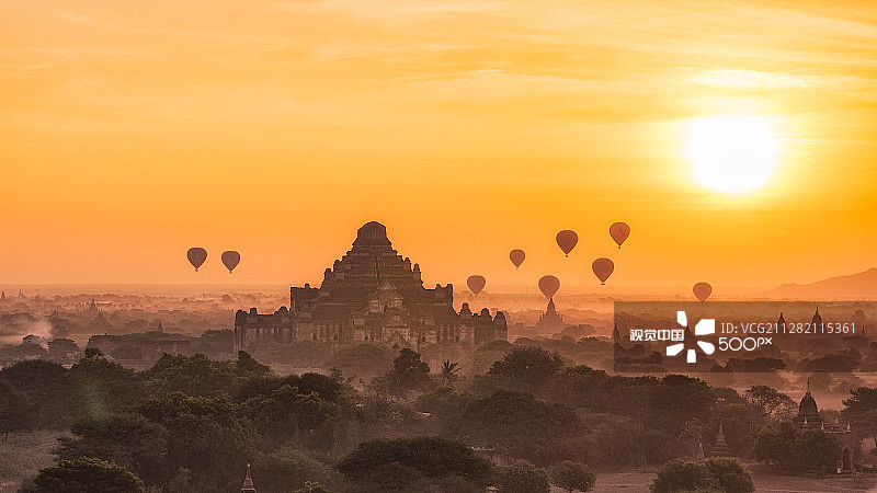 淡黄色的蒲甘图片素材