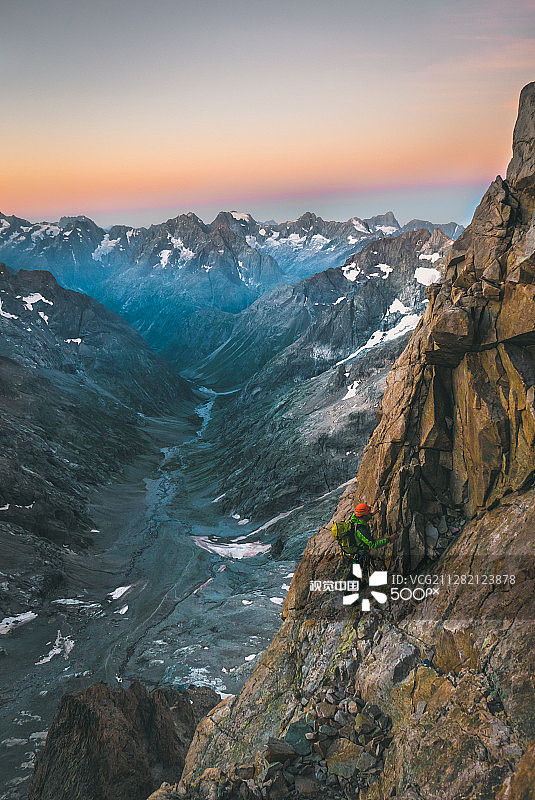 拉梅热山的清晨图片素材