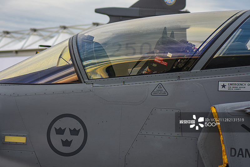 萨博JAS 39 鹰狮战斗机侧视图图片素材