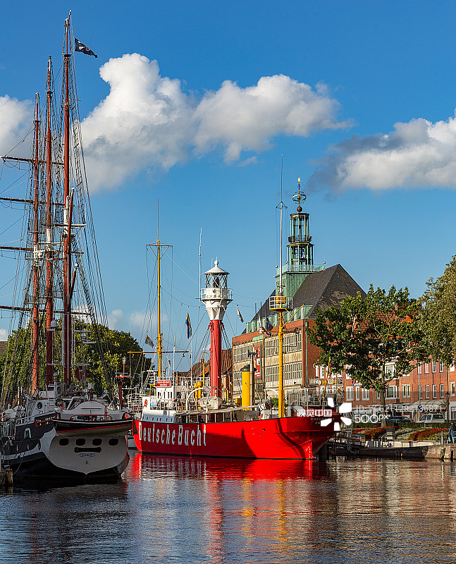 德国埃姆登港口图片素材