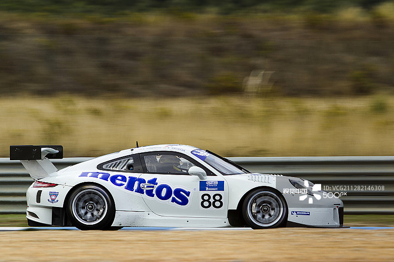 Mentos Racing Porsche 911 GT3R-Perfetti & Bachler图片素材