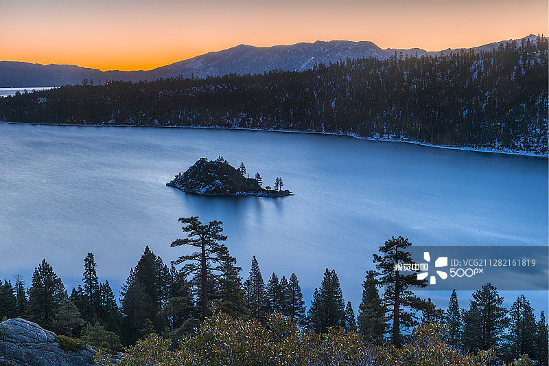 太浩湖翡翠湾的黎明图片素材