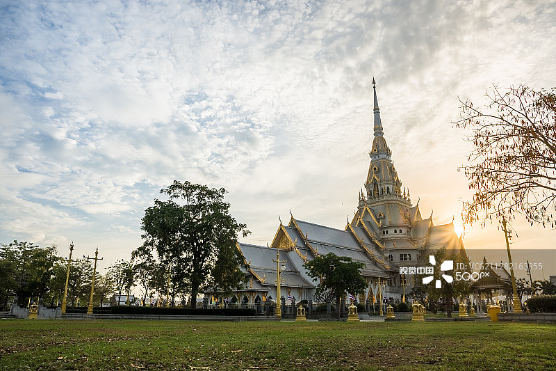 泰国差春骚府索通寺图片素材