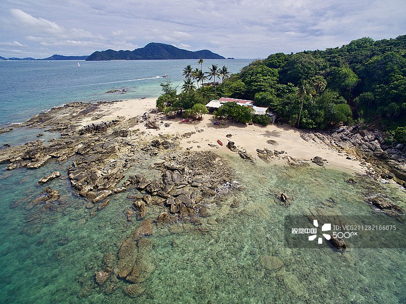 普吉岛拉威海滩海滨餐厅图片素材