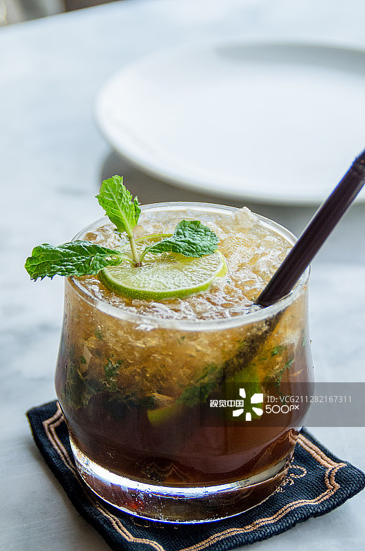 经典莫吉托鸡尾酒图片素材