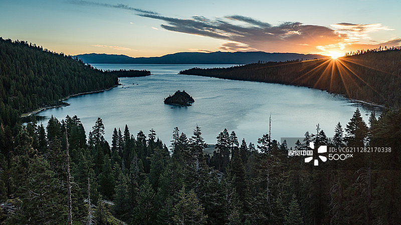 翡翠湾日出图片素材