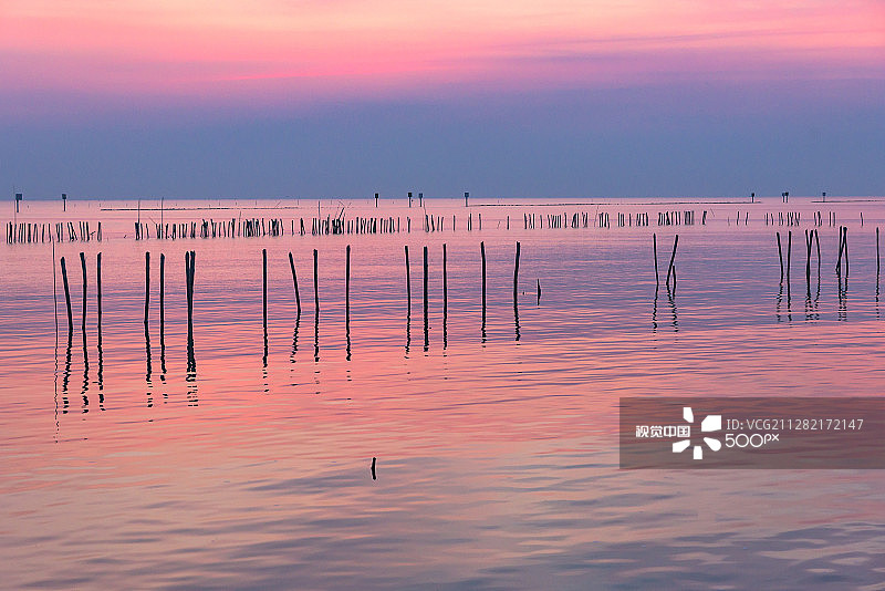 差春骚府洪通寺日落美景图片素材