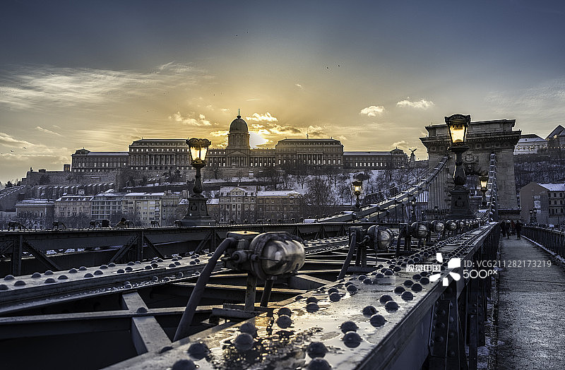 布达佩斯链子桥图片素材