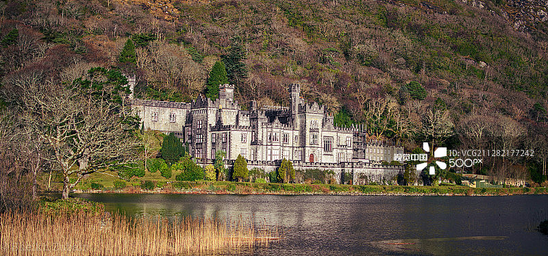 爱尔兰康尼马拉的凯尔莫修道院图片素材