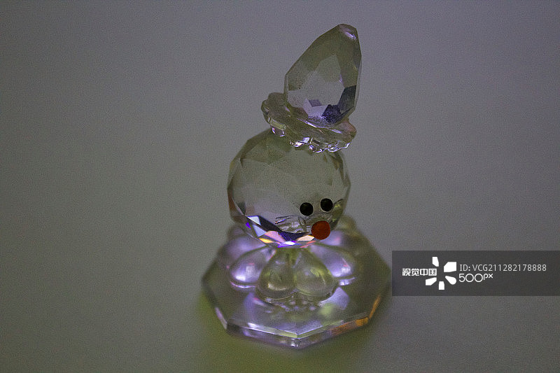 可爱的红鼻子玩偶图片素材