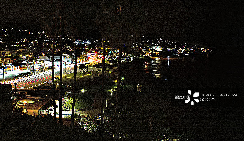 夜晚的拉古纳海滩图片素材