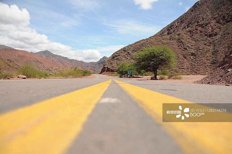 阿根廷卡法亚特沙漠公路图片素材