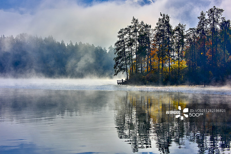 湖流血图片素材