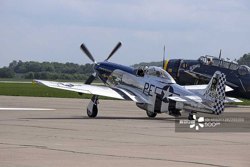 野马P51D型战斗机图片素材