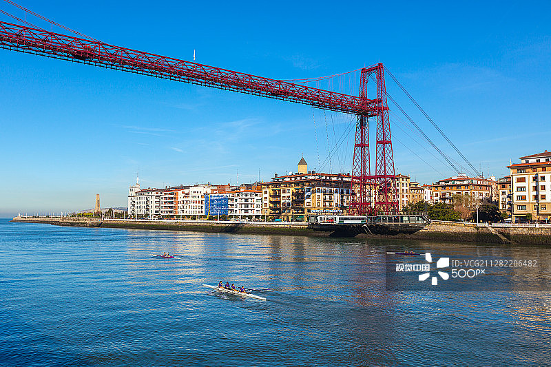 葡萄牙波图加莱特的比斯开亚悬索桥图片素材